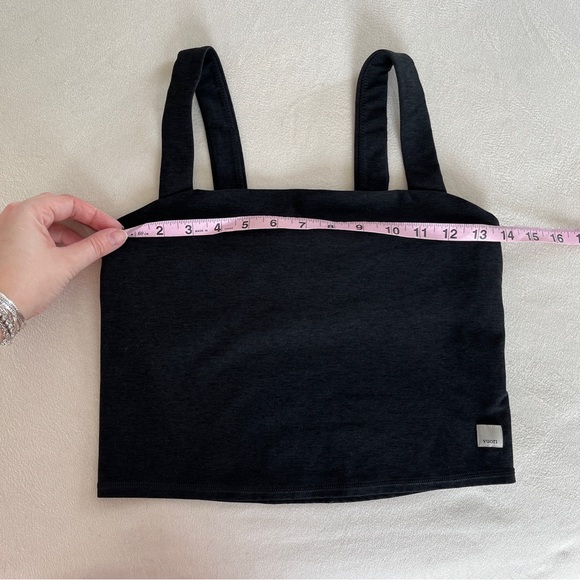 Vuori Elevation Tank in Heather Black Size M - Picture 4 of 8